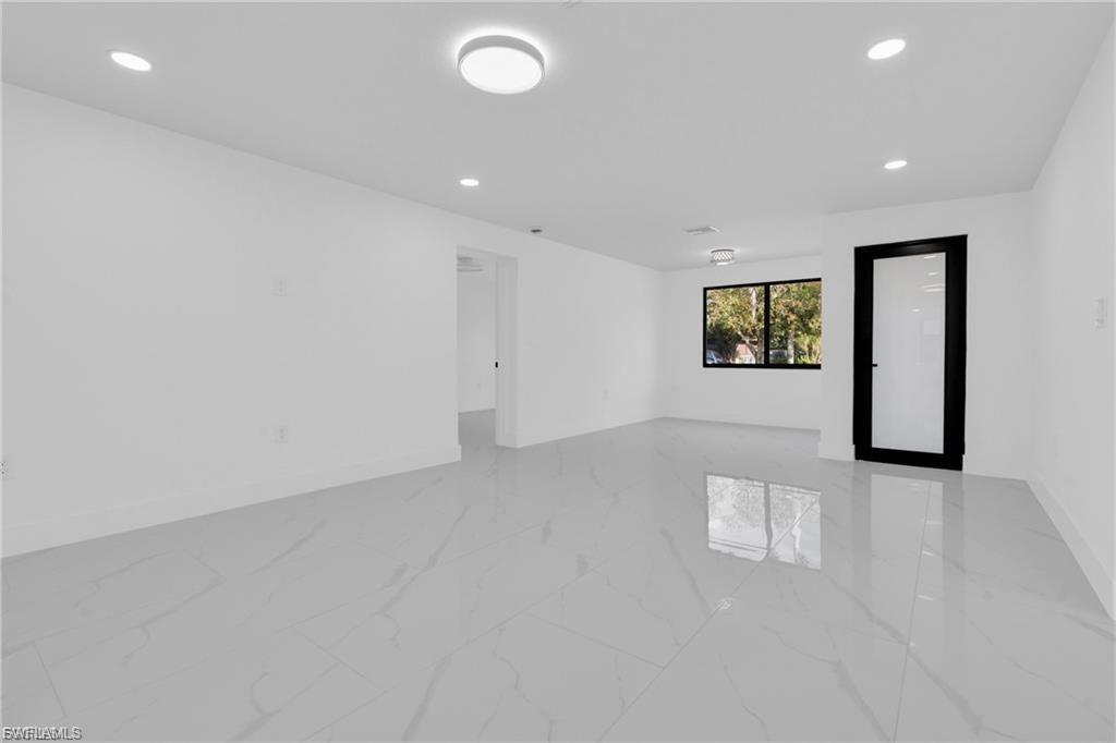 FORT MYERS - Residential Lease
