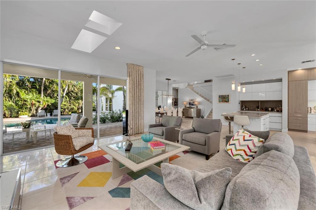MOORINGS - Residential