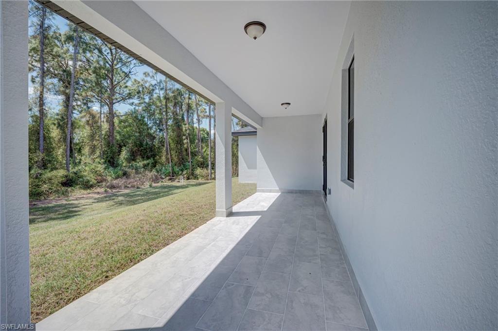 TWIN LAKE ESTATES - Residential Lease