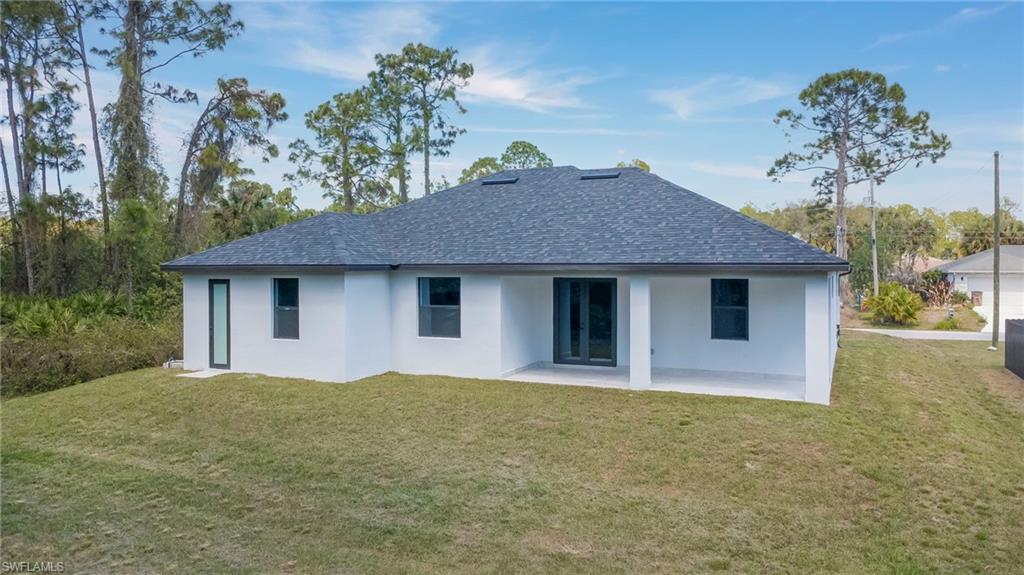 TWIN LAKE ESTATES - Residential Lease