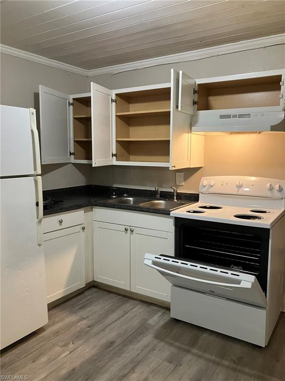 FORT MYERS - Residential Lease
