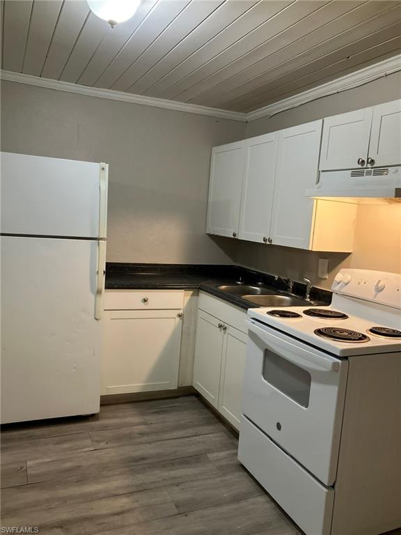 FORT MYERS - Residential Lease
