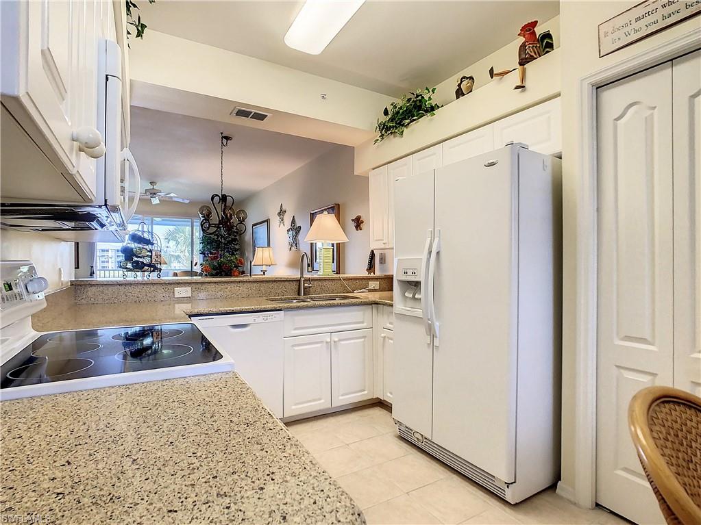 HERITAGE POINTE - Residential