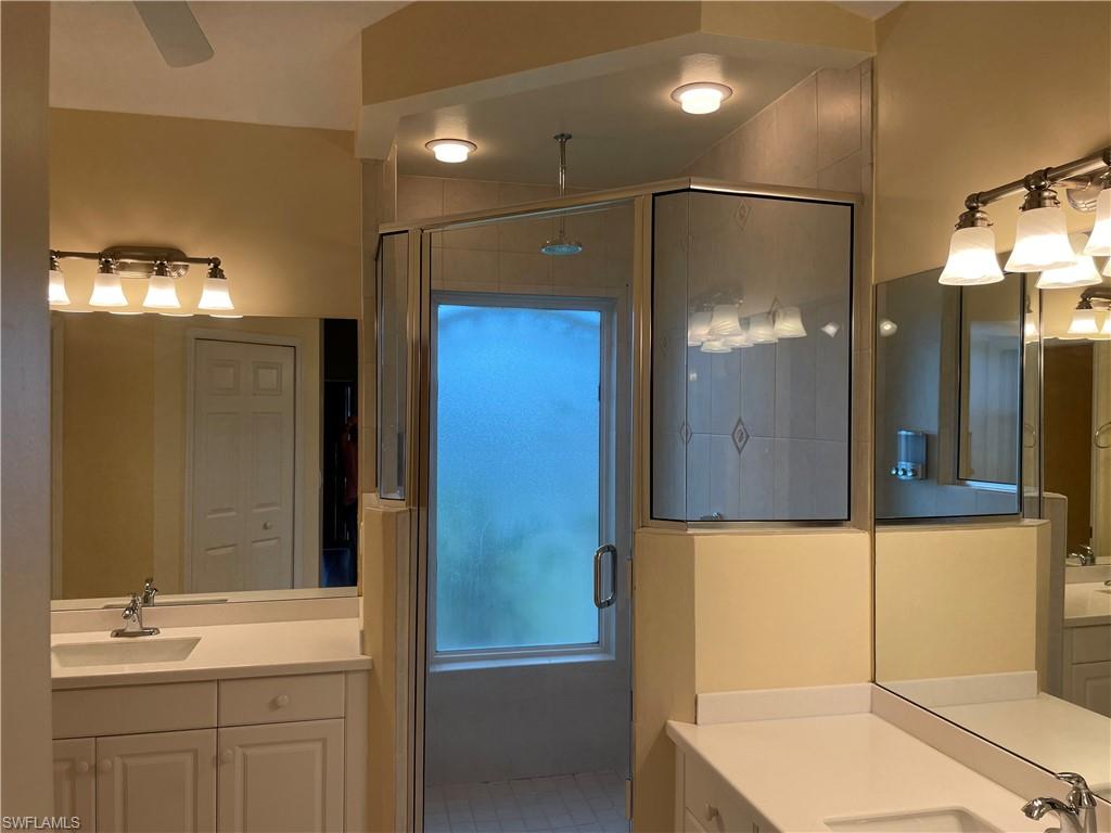 TOWN LAKES - Residential
