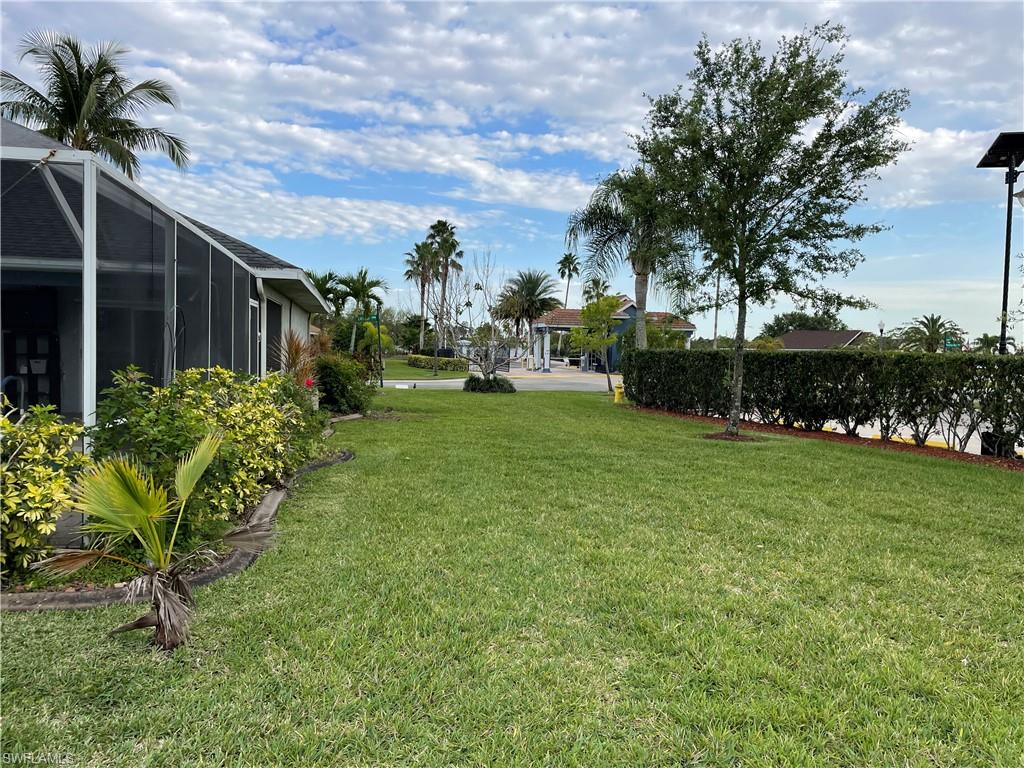 TOWN LAKES - Residential