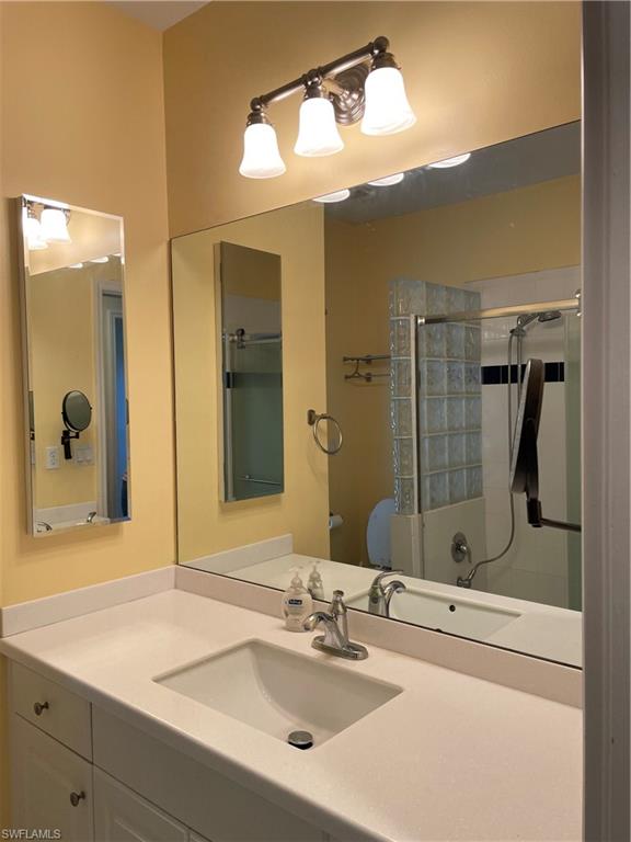 TOWN LAKES - Residential