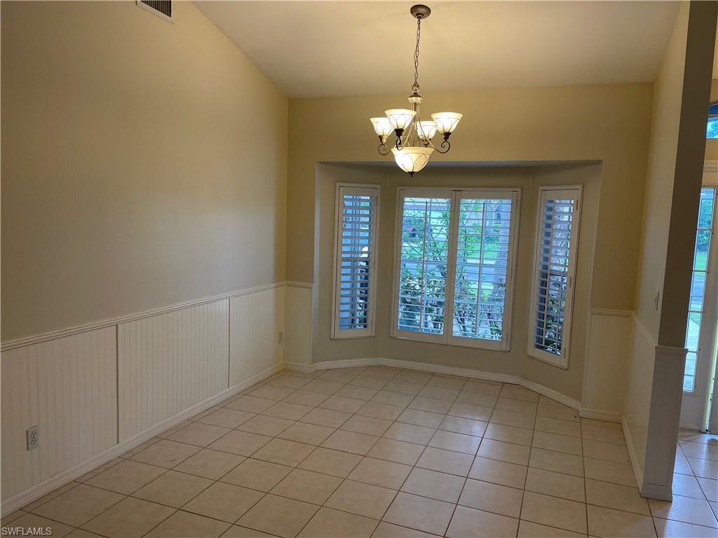 TOWN LAKES - Residential