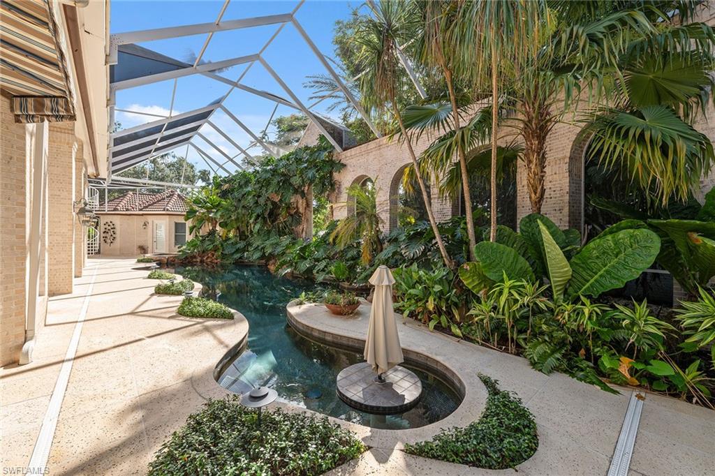BAY COLONY SHORES - Residential