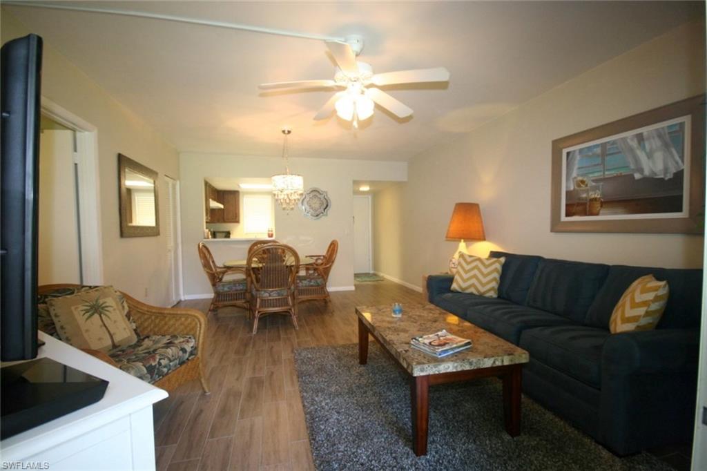 ISLAND MANOR APTS - Residential