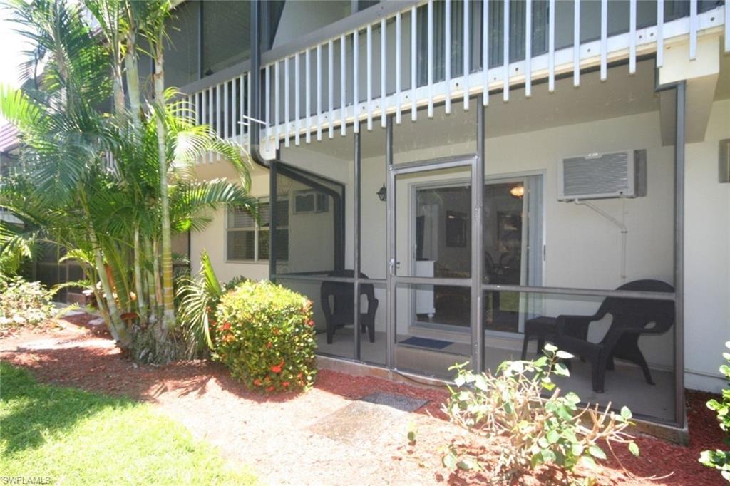ISLAND MANOR APTS - Residential