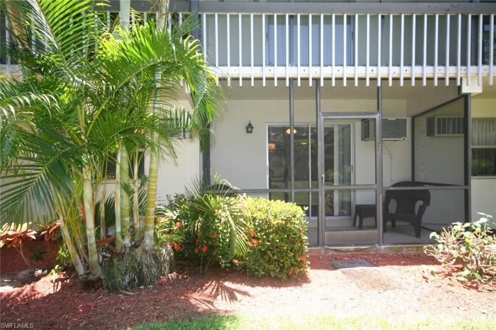ISLAND MANOR APTS - Residential