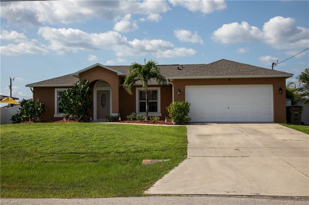 CAPE CORAL - Residential