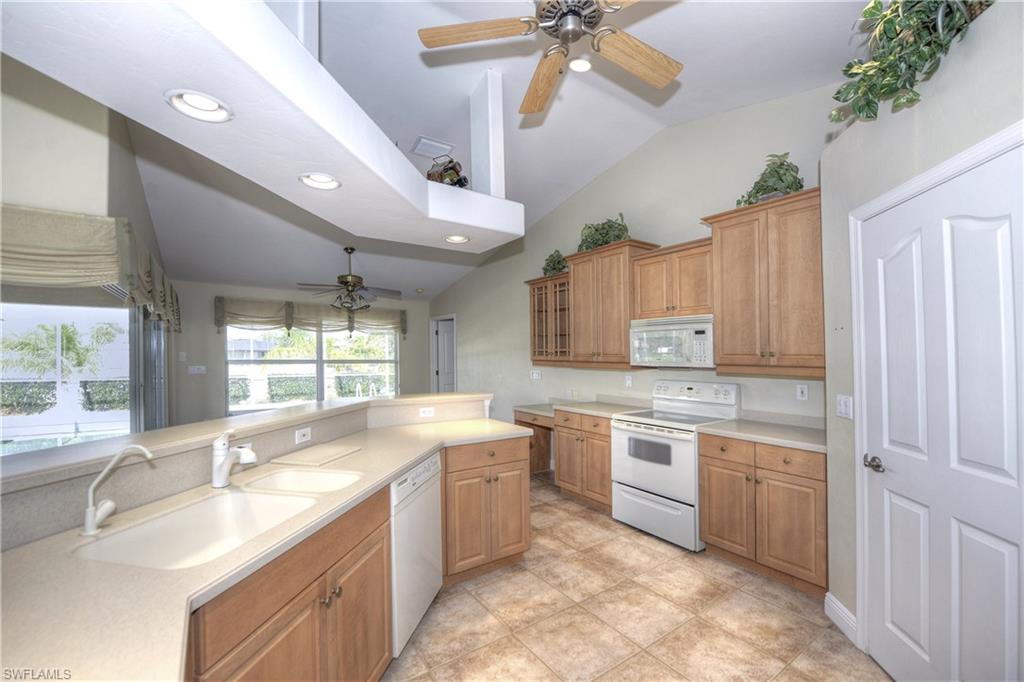 CAPE CORAL - Residential Lease
