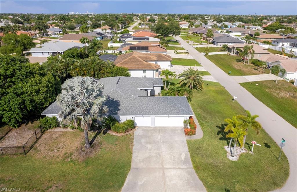 CAPE CORAL - Residential
