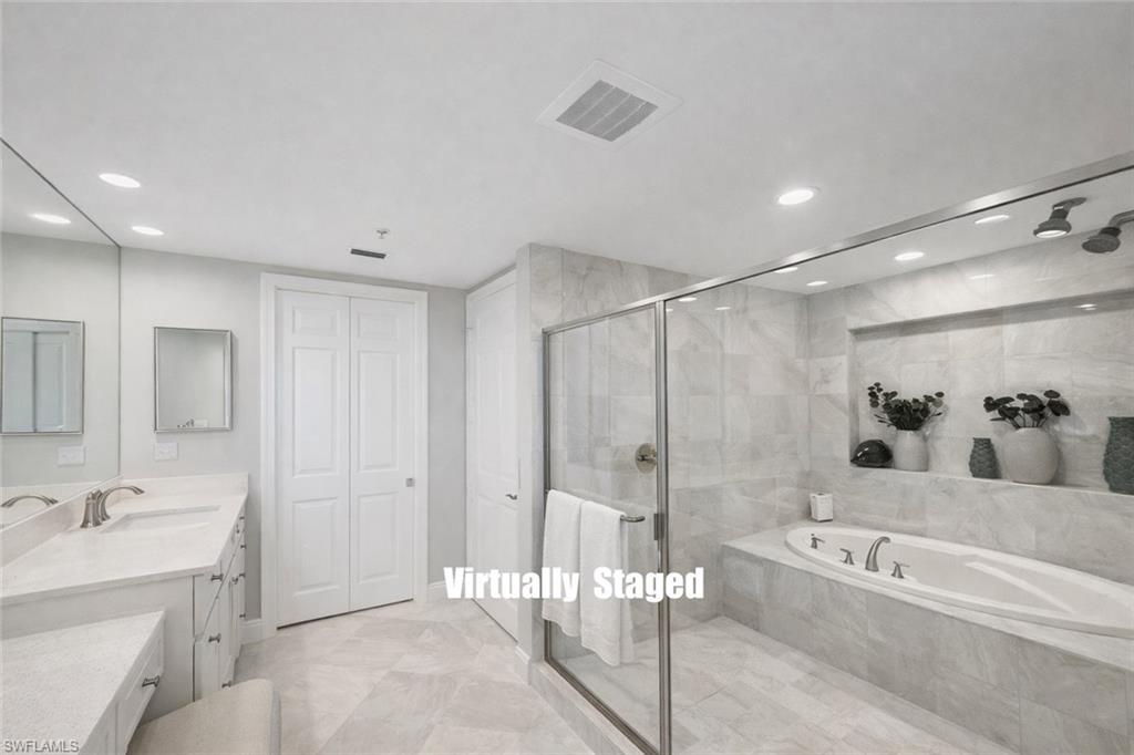 GRANDE PHOENICIAN - Residential