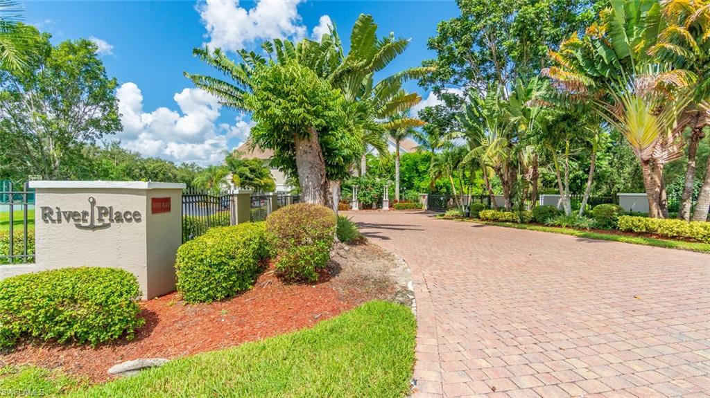 RIVER PLACE - Residential