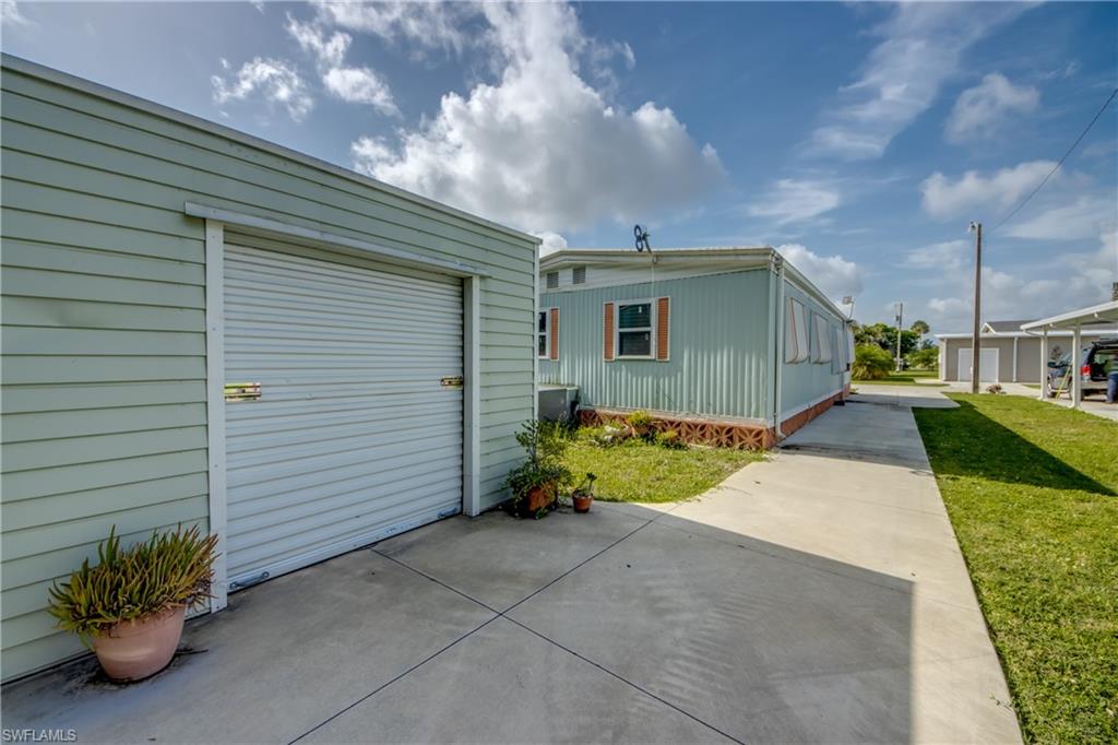 FOREST PARK MOBILE HOME - Residential