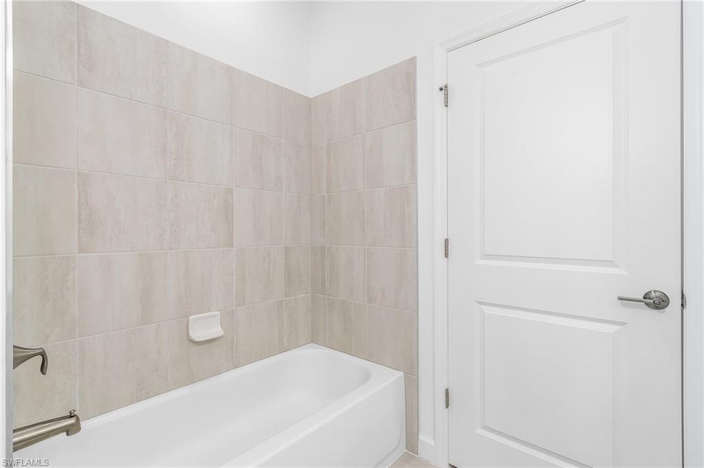 VERDANA VILLAGE - Residential Lease