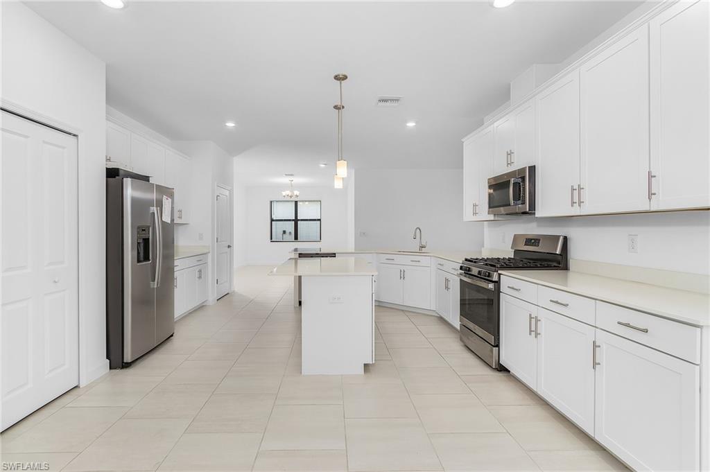 VERDANA VILLAGE - Residential Lease