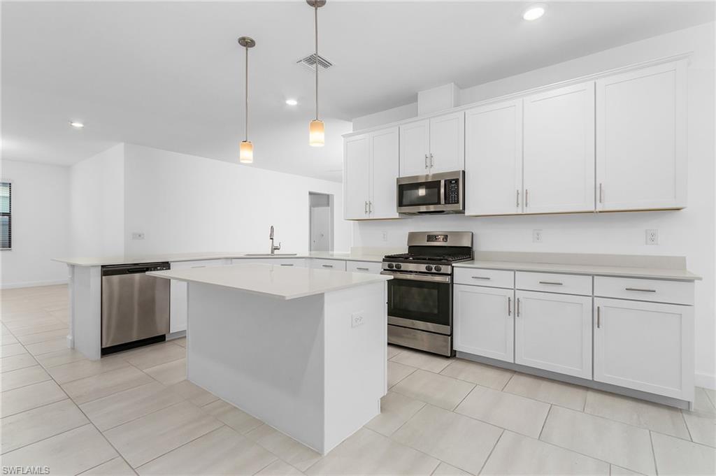 VERDANA VILLAGE - Residential Lease