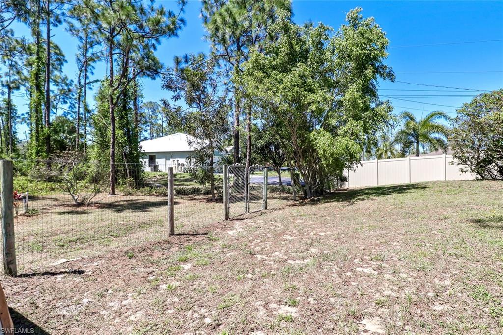 GOLDEN GATE ESTATES - Residential