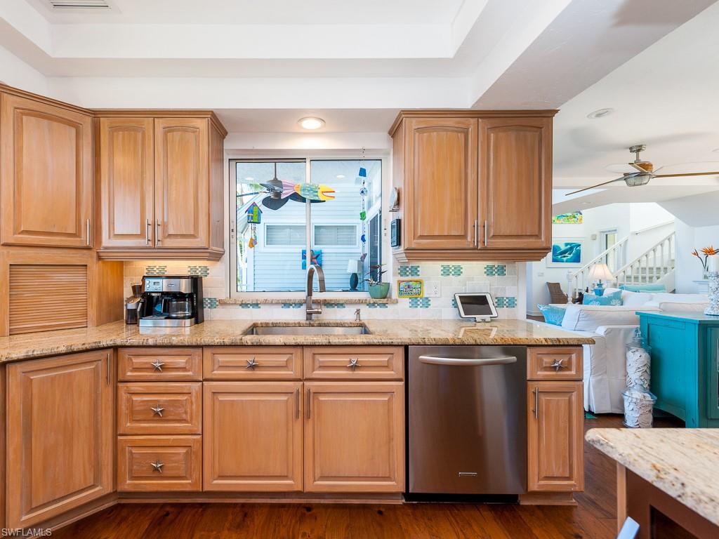 SANIBEL ESTATES - Residential