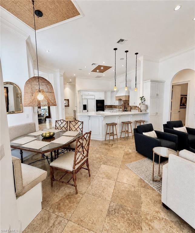 MONTEREY - Residential