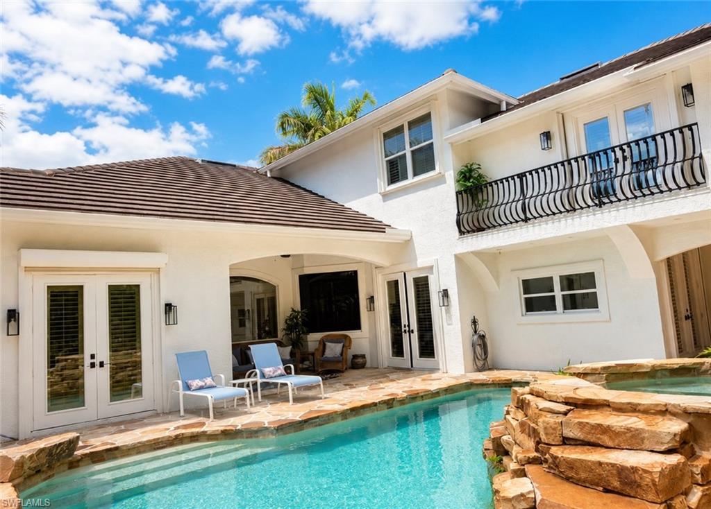 MONTEREY - Residential