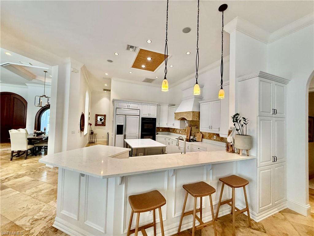 MONTEREY - Residential
