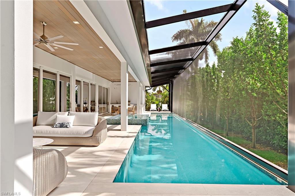 PARK SHORE - Residential
