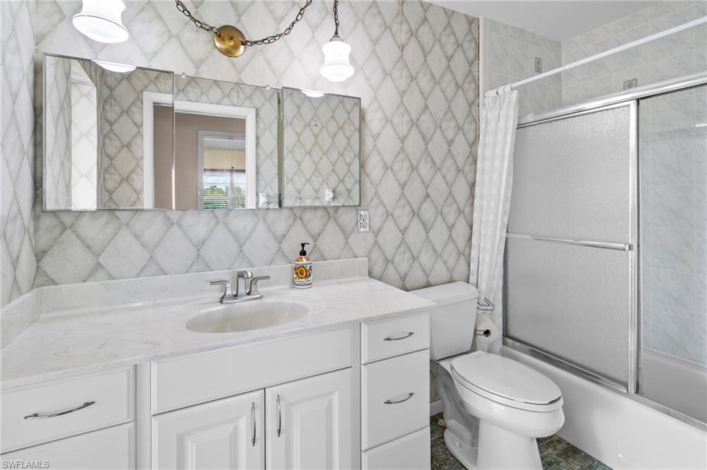 MIRROR LAKE ESTATES - Residential