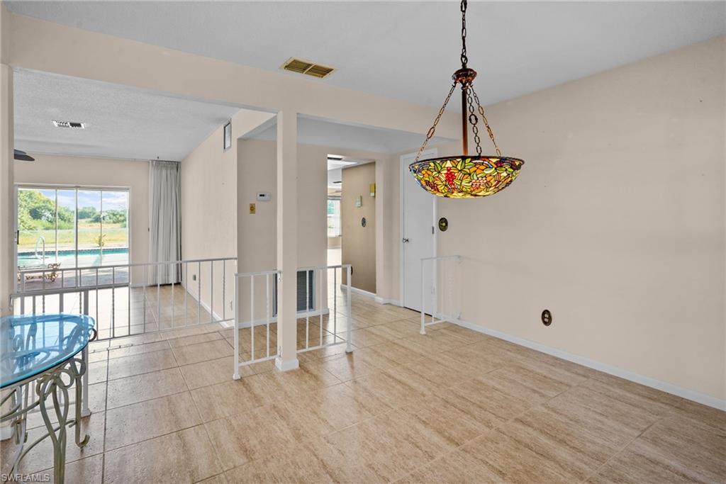 MIRROR LAKE ESTATES - Residential