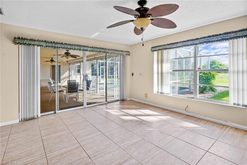 MIRROR LAKE ESTATES - Residential