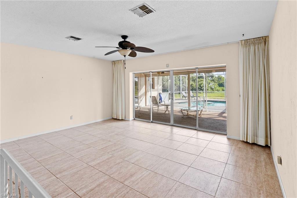 MIRROR LAKE ESTATES - Residential