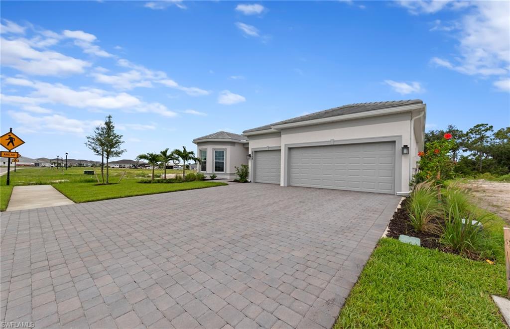 DEL WEBB OAK CREEK - Residential