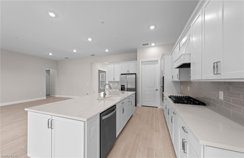 DEL WEBB OAK CREEK - Residential