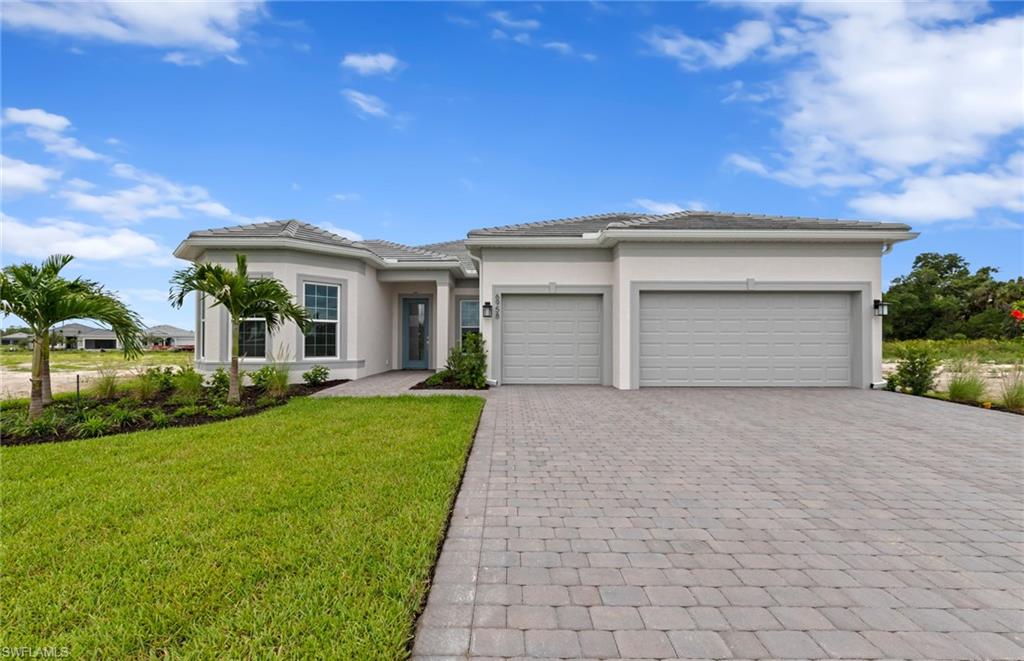 DEL WEBB OAK CREEK - Residential