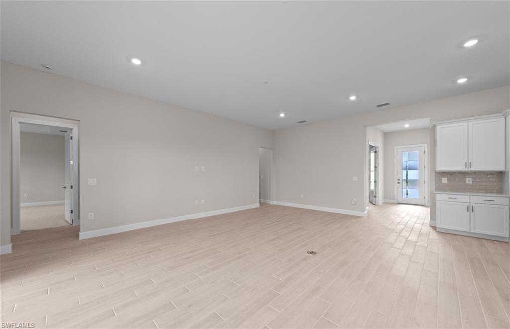 DEL WEBB OAK CREEK - Residential