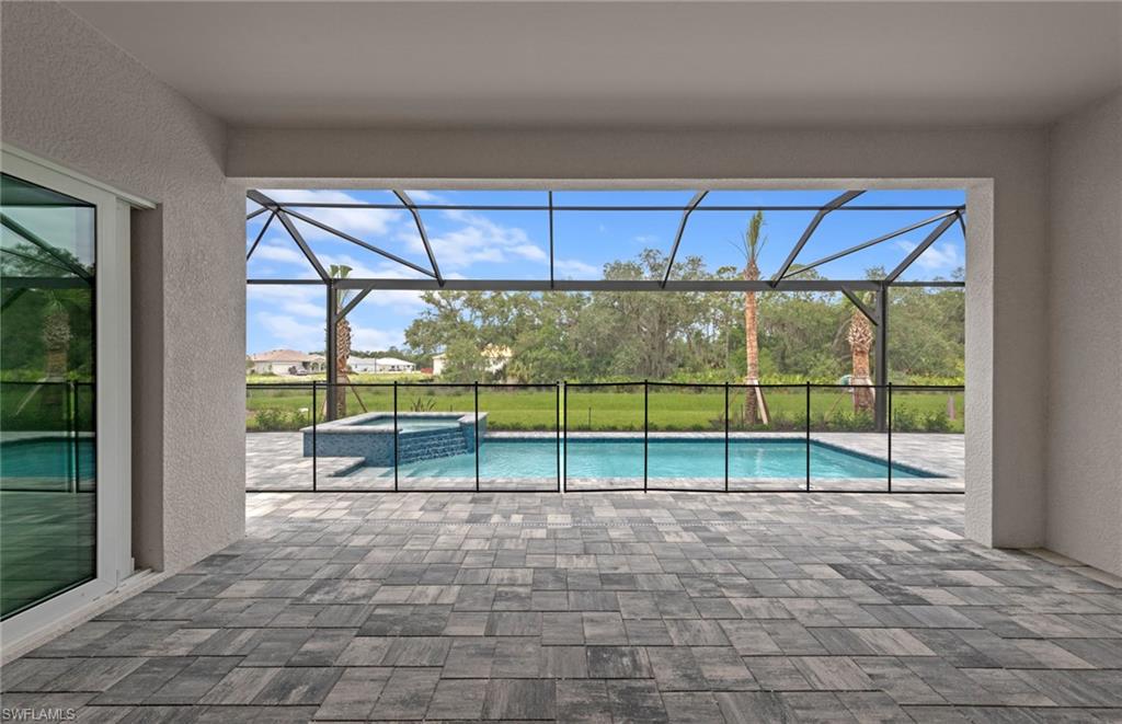 DEL WEBB OAK CREEK - Residential