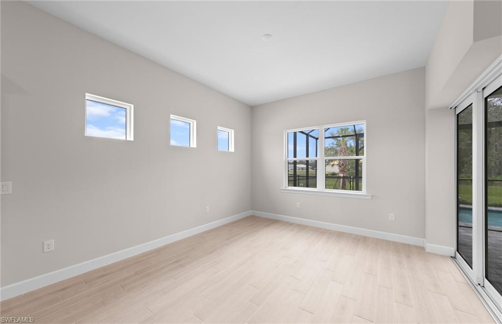 DEL WEBB OAK CREEK - Residential