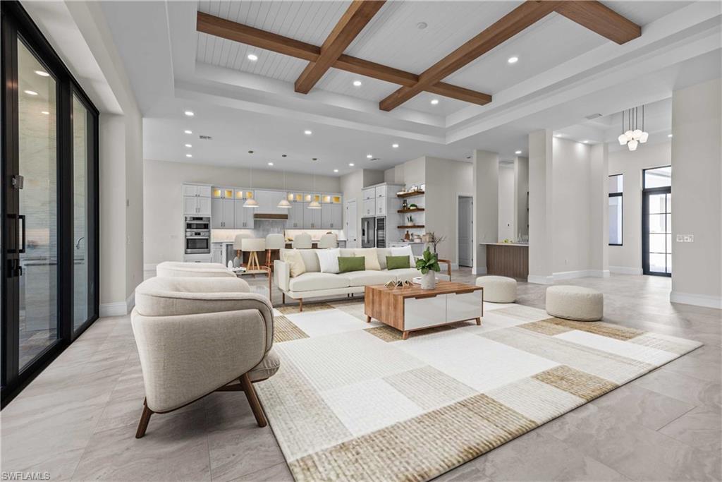 COUNTRY CLUB - Residential