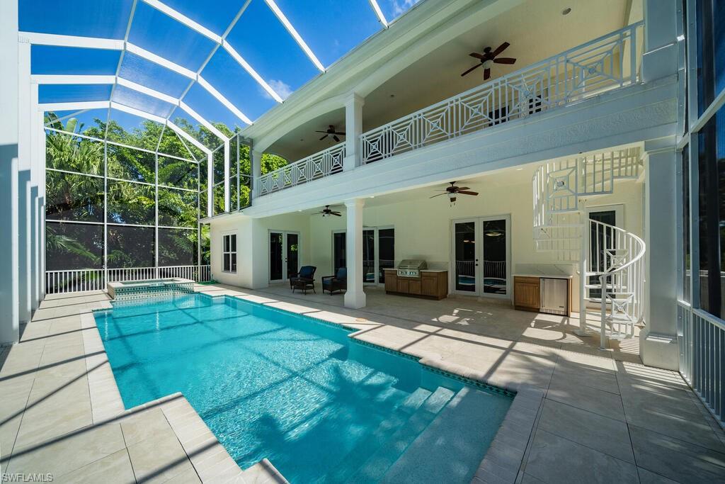 MOORINGS - Residential