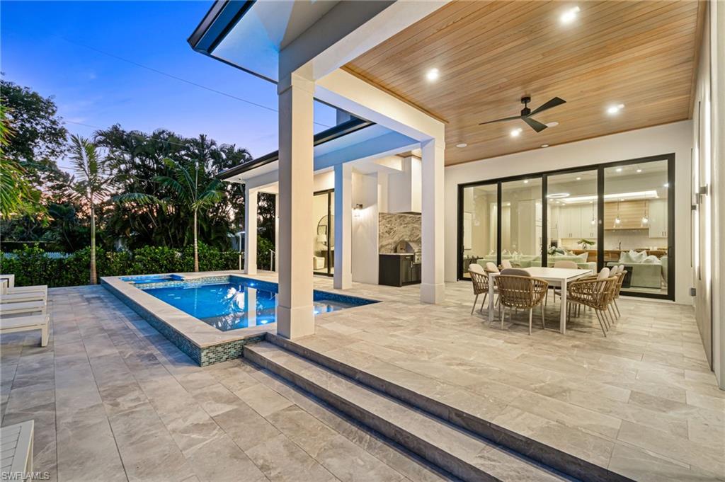 LAKE PARK - Residential