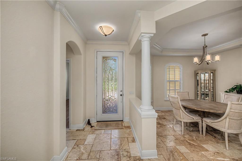 HAMPTON LAKES - Residential
