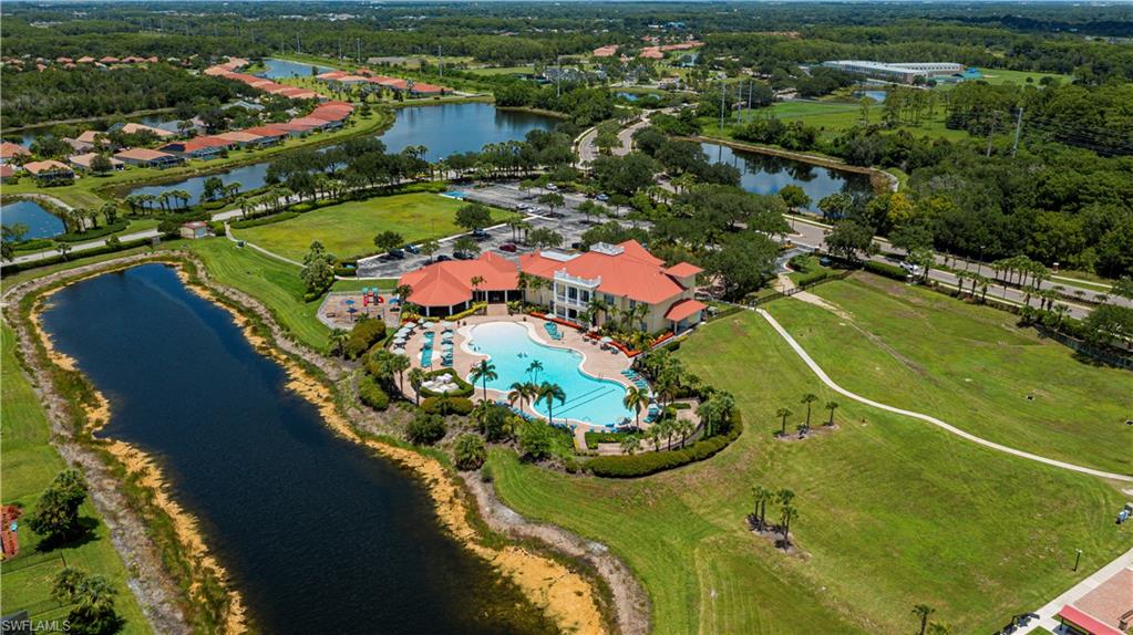 HAMPTON LAKES - Residential