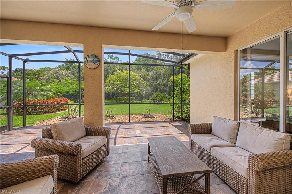 HAMPTON LAKES - Residential