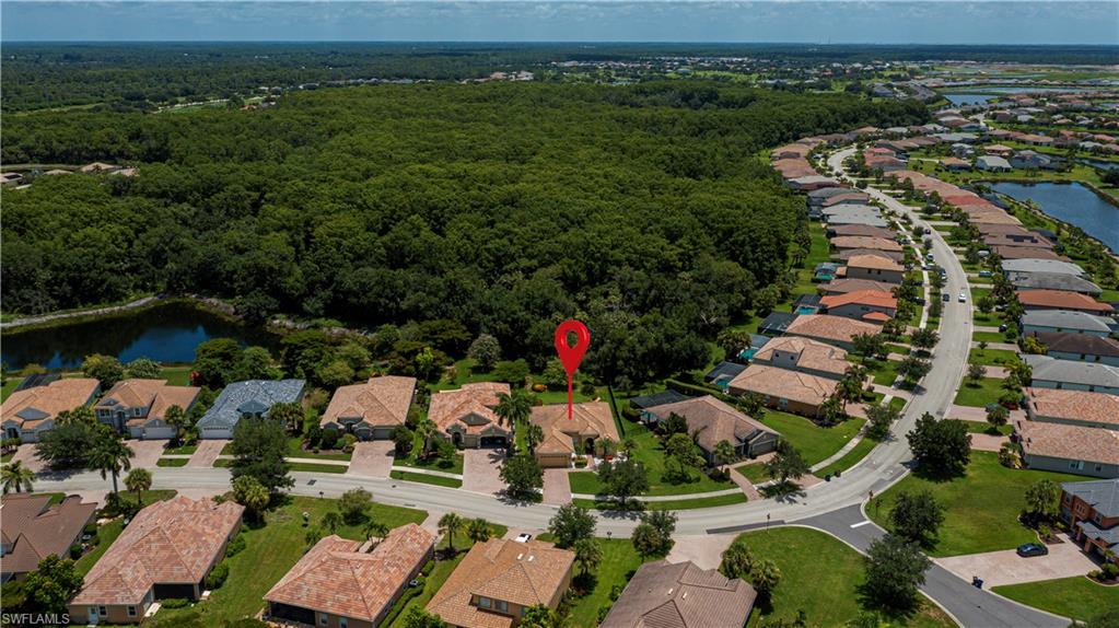 HAMPTON LAKES - Residential