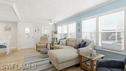 SIX LAKES COUNTRY CLUB - Residential