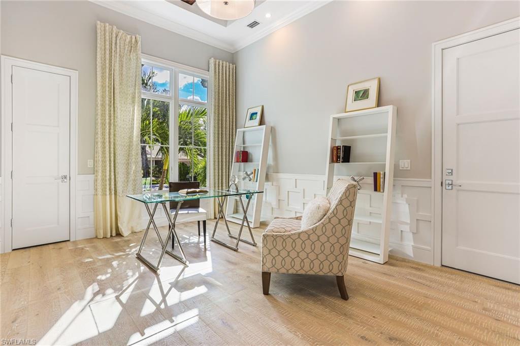 PELICAN BAY WOODS - Residential
