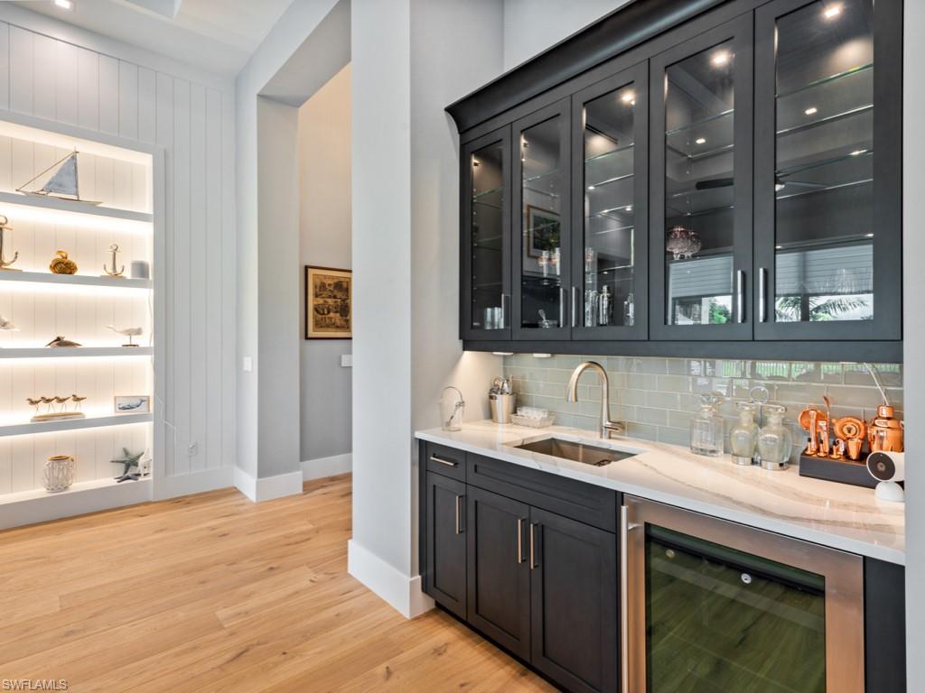 OYSTER HARBOR - Residential Lease